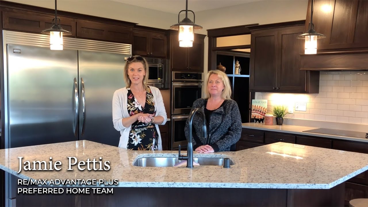 New Construction Homes with Eternity Homes In Lino Lakes Minnesota