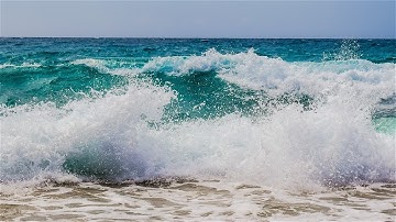 1 HOUR of WAVES ON A BEACH | Pink Noise to Sleep, Relax, Focus