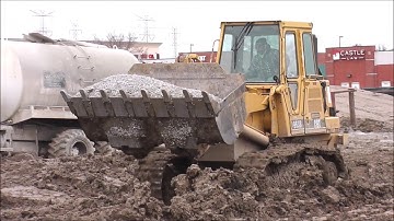 Track Loader CAT 963B Working