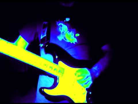 Tech21 XXL - original - YouTube