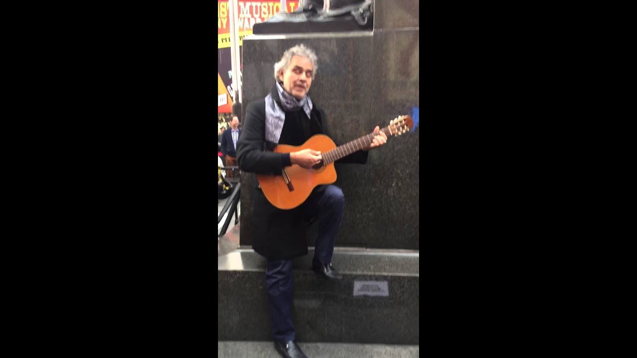 Andrea Bocelli in Times Square