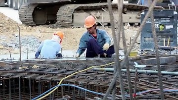 Singapore Sports Hub   A Construction and Human Challenge