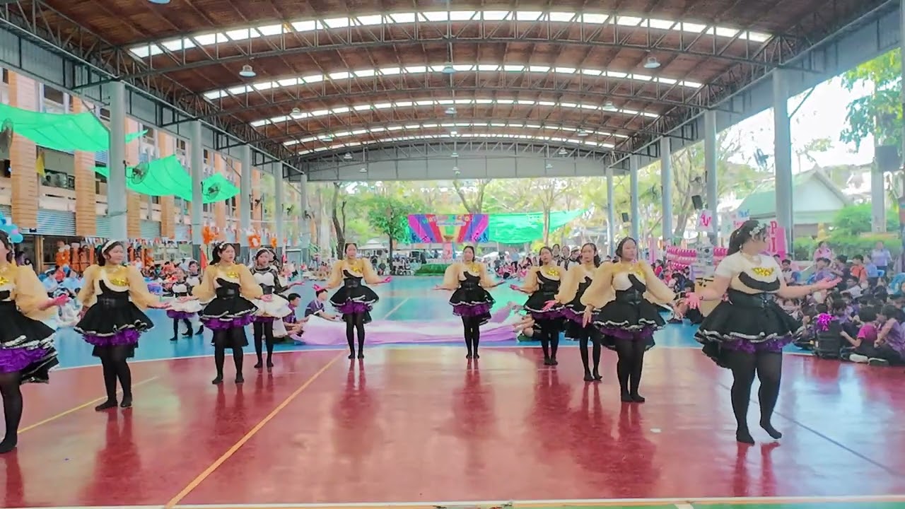 รักนิรันดร์...พระพันปีหลวง  คณะสีม่วง  