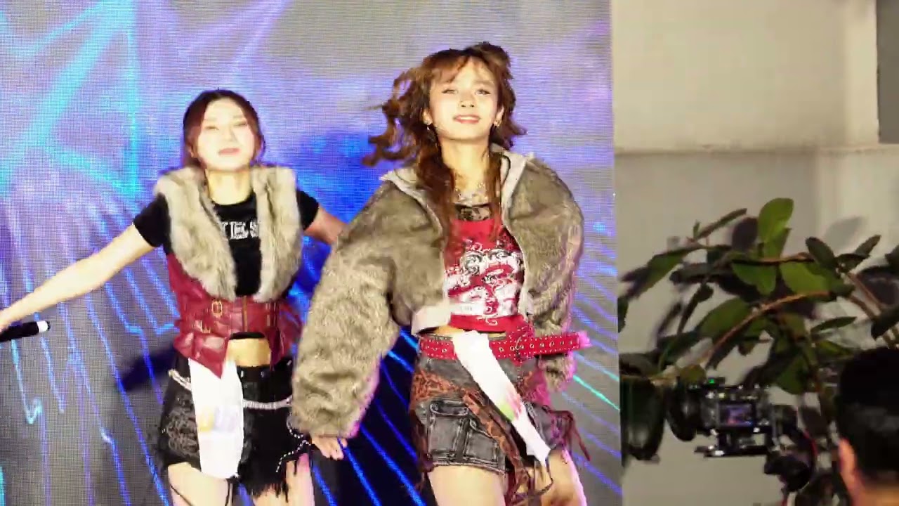 VVINK - Baduy (Live) Mariel Focus FanCam @ NakakaLocal Bazaar SM Baguio Panagbenga