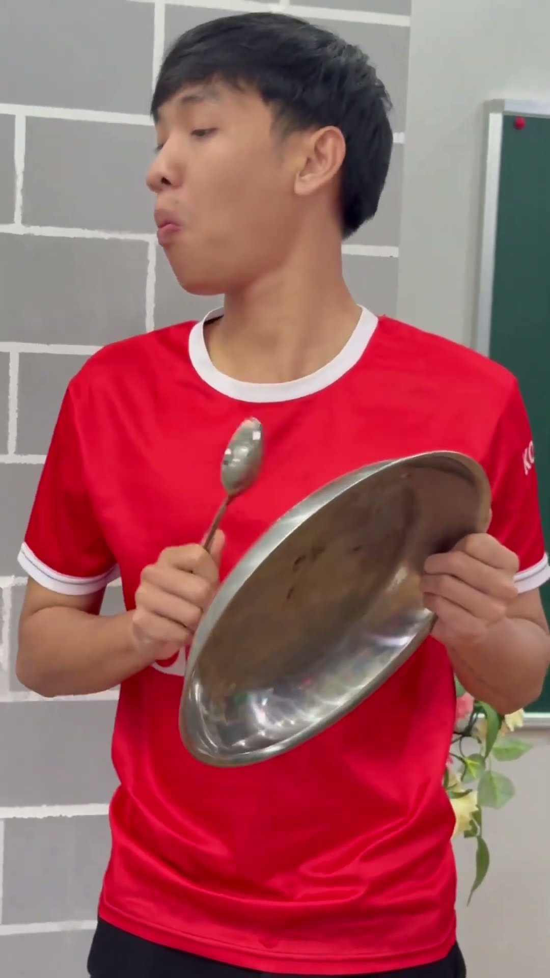 LNS - Anh trai làm ồn và người mẹ thiên vị || Noisy Brother and Biased Mother #shorts