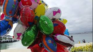 Defne Ve Demir Uçan Balon Alıyor Eğlenceli Çocuk Videosu, Funny Kids Video