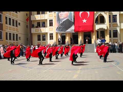Ahmet Paşa İlkokulu 23 Nisan Gösterisi İzmir'in Dağlarında Çiçekler Açar