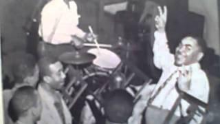 Video thumbnail of "Fats Waller & His Rhythm "The Joint is Jumpin'" written by Thomas "Fats Waller," Razaf & Johnson"