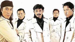 Saleem Iklim Bunga Emas chords