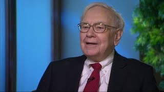 Power lunch with Warren Buffett sells for $3.3 Million, benefits SF church