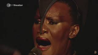 Grace Jones  This Is (Esto es ) Subtítulos en Español