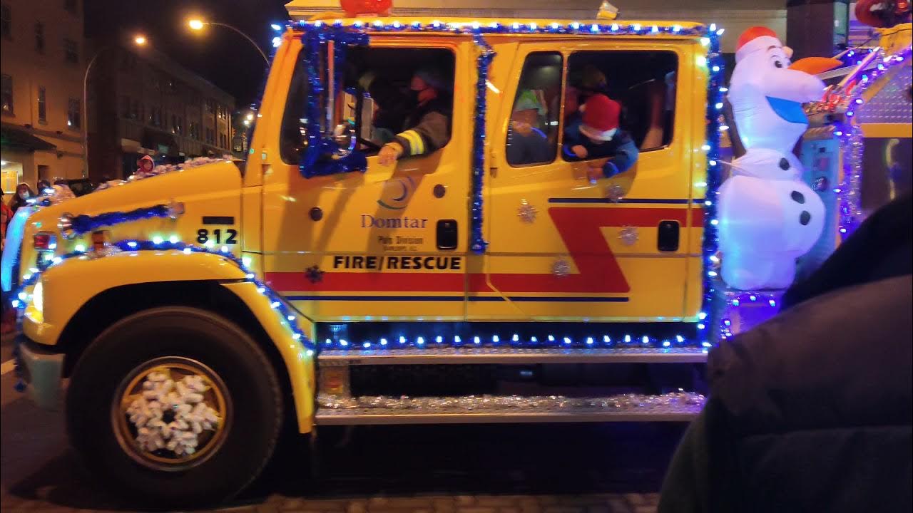 Christmas parade in kamloops, Canada YouTube