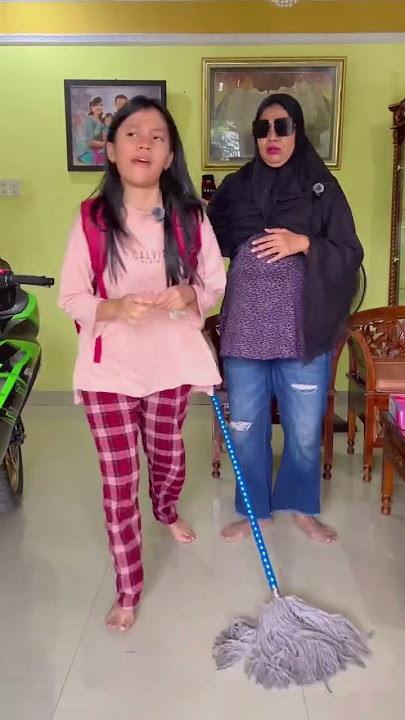 Love your mother while she is with you❤️