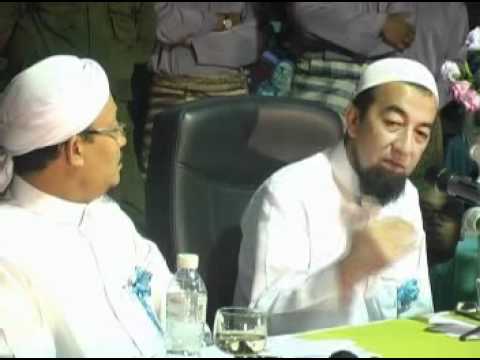 Video: Apakah maksud jubah?