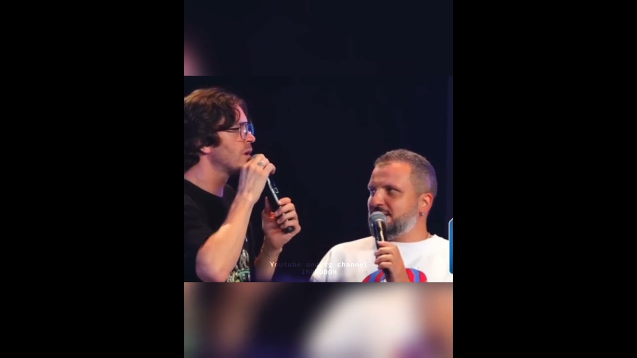 Интересный плакат конечно сзади🤦‍♀️ 