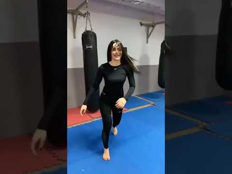 Дикая львица Shorts