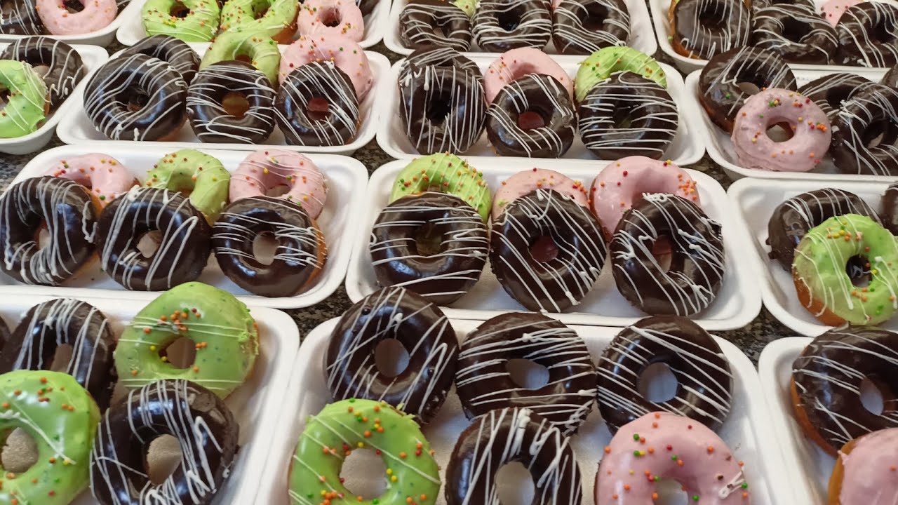 الدوناتس اول ما عملتو اتخطف وطلبو منو تاني😍 هش وطري جدااا