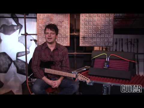 Dark Echo tape echo pedal - YouTube