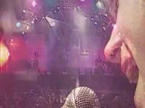 Blur - This is a low (live in Glastonbury Anthems)