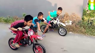Balap liar motor mini