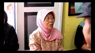 sok sanajan ripuh hirup kudu daek nulung kanu butuh nalang kanu susah