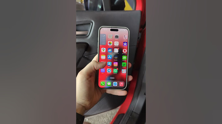 Стоит ли обновлять iPhone? #Shorts #iOS #iPhone #Обновления #iOS17