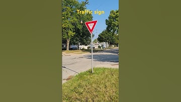 Wat zegt een voorrangsbord dat u moet doen? #verkeersborden