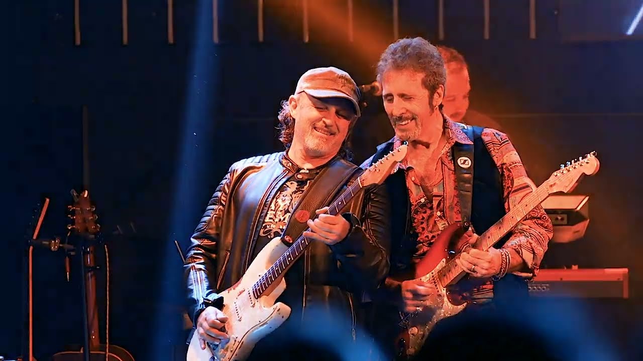 ROCK CON Ñ: Publica un nuevo vídeo en directo