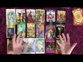 Sus sentimientos al día de hoy. Que le gustaría decirte ? Tarot interactivo del amor hoy