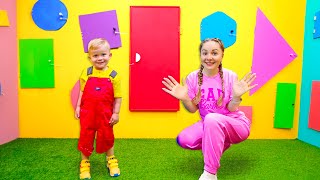 Magic Cube Challenge with Oliver and Mom