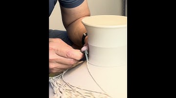 818-2. Trimming an Ikebana Vase