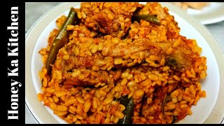 Maash Ki Daal Gosht Bhuna Hua | Urad Daal Chicken Recipe | In Village Style | By Honey Ka Kitchen