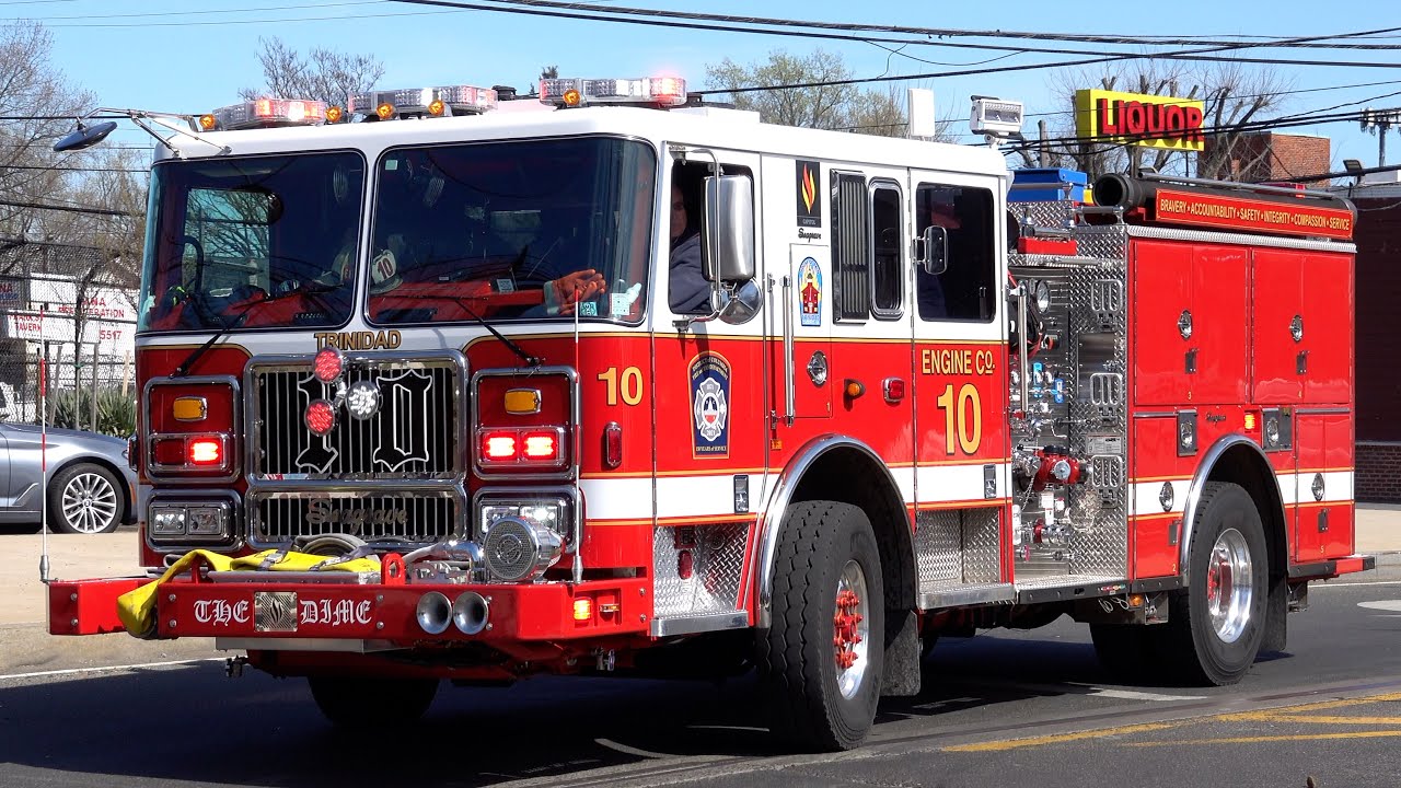 DCFD Engine 10 Responding - YouTube