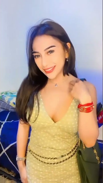 sexy model rheana adisty
