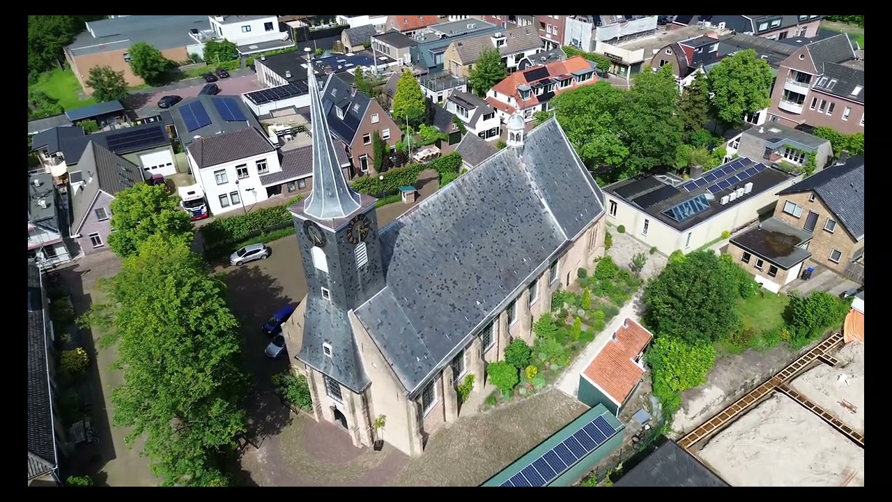 Bleiswijk dorpskerk by drone mei 2024