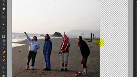 Photoshop Elements 8 Review - Recompose Tool