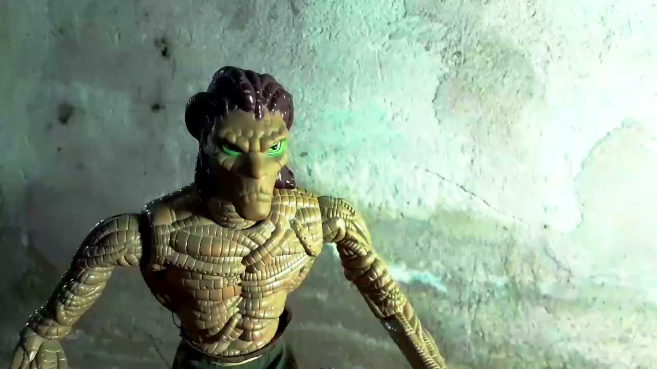 Psycho vs bio constrictor stop motion 