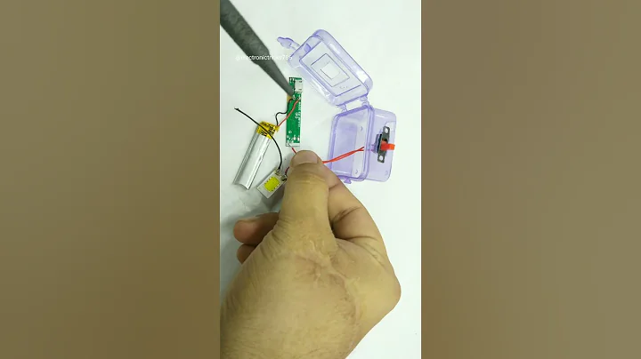 Brilliant life hacks | making viral gadgets | how to make Mini emergency light |LED light life hacks