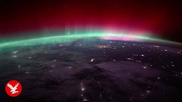 ISS astronaut captures stunning time lapse of Aurora borealis