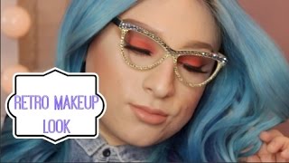 Classic Modern Pin Up look ( Frimoo.com Urban Decay shadows)