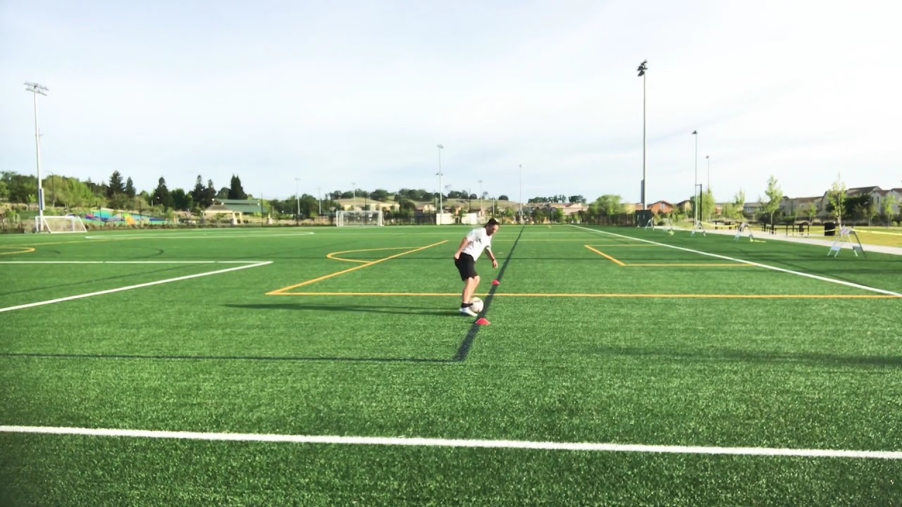 Inside-foot Cut Turn