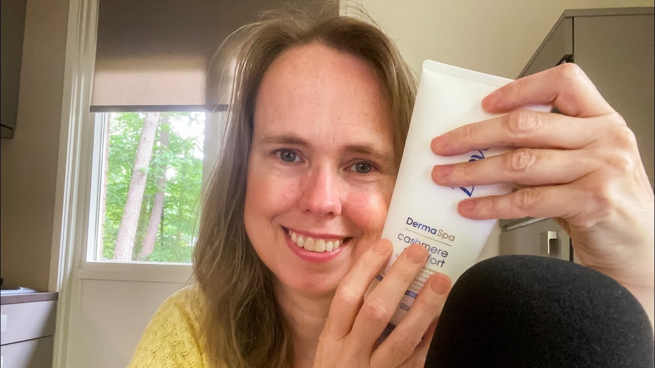 ASMR ~ Kletsen en Geluidjes Maken Met Verzorgingsproducten Op Vakantie | ASMR Nederlands