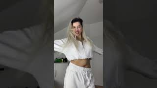 Pretty Balkan Albanian Girl Dance Emina Fazlija 🤍 Resimi