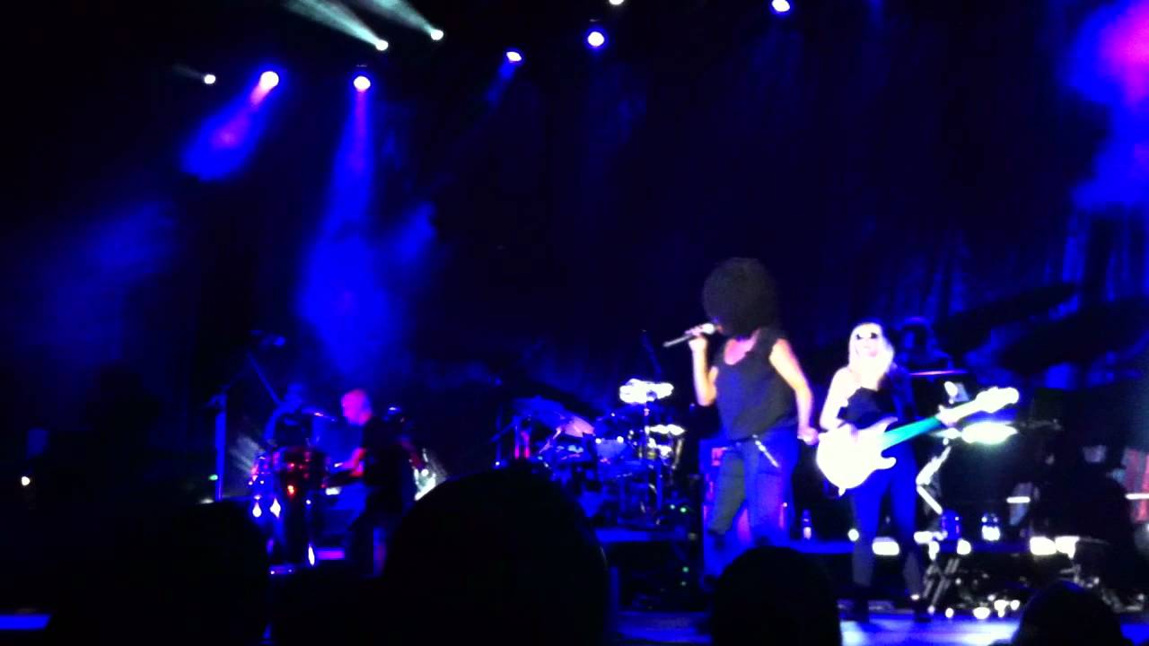 Moby - Why Does My Heart Feel So Bad (Live @ E-werk Cologne 29/5/2011)