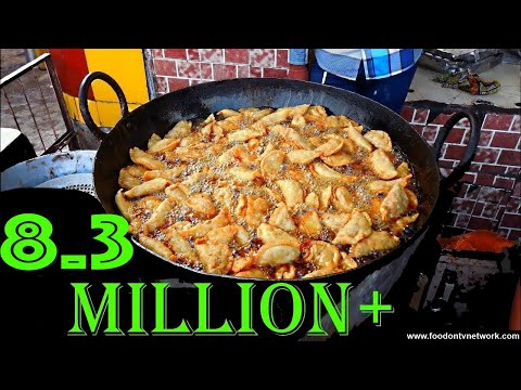 Indian Street Food Scene | Your Daily Nightmare.