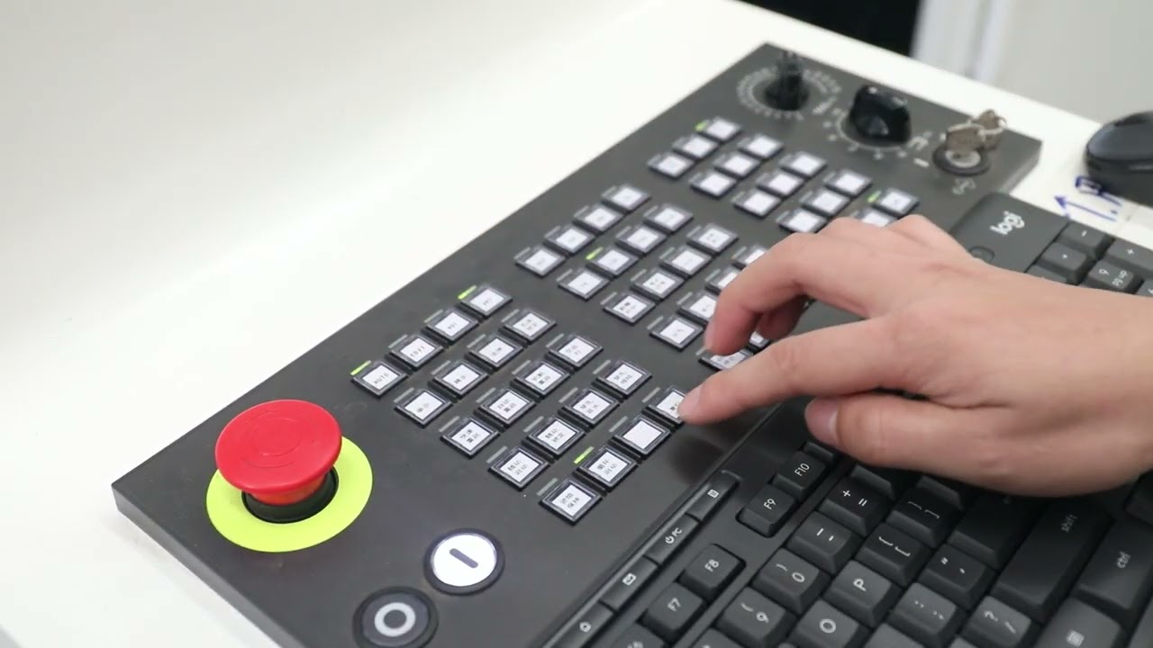 Mașină de tăiat 3D în 5 axe