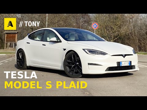 Tesla Model S Plaid | Una BELVA da 1.020 CV e 0-100 km/h in 2.1 secondi… Ma sa essere VERSATILE