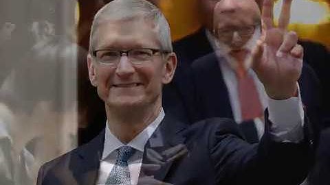 Điều hành công ty nghìn tỷ USD, Tim Cook cho rằng tiền bạc không tạo động lực cho mình