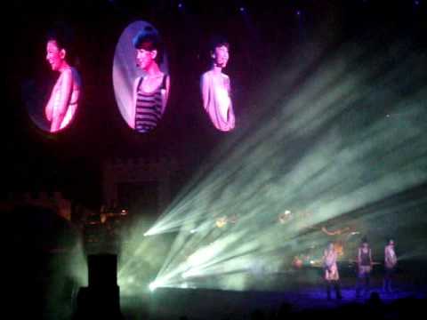S.H.E - 情人 (移動城堡演唱會20/6/2009@MACAU)