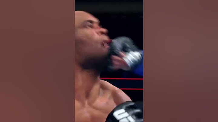 Chael Sonnen knocks out Anderson Silva with Cross!!!